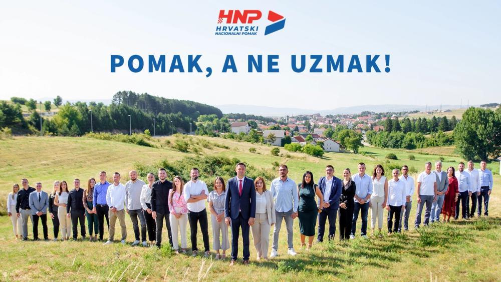 Kampanja za Lokalne izbore 2024. godine: Poslušajte gostovanje načelnika Ivana Buntića, nositeljice liste za Općinsko vijeće Danijele Papić i kandidata za Općinsko vijeće Stipana Dilbera u programu Radija Tomislavgrad